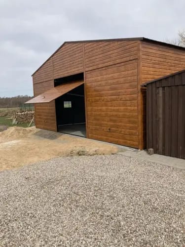 Garaż rolniczy śląskie